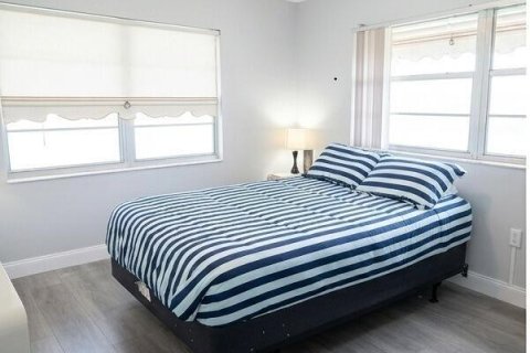 Condominio en alquiler en Deerfield Beach, Florida, 2 dormitorios, 76.18 m2 № 2184245 - foto 12