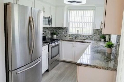 Condominio en alquiler en Deerfield Beach, Florida, 2 dormitorios, 76.18 m2 № 2184245 - foto 5