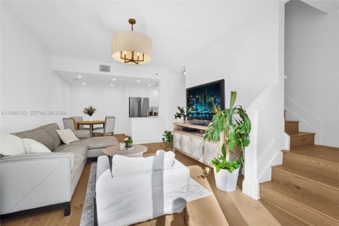 Купить кондоминиум в Форт-Лодердейл, Флорида 1 спальня, 81.57м2, № 2048085 - фото 6