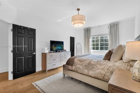 Купить кондоминиум в Форт-Лодердейл, Флорида 1 спальня, 81.57м2, № 2048085 - фото 10