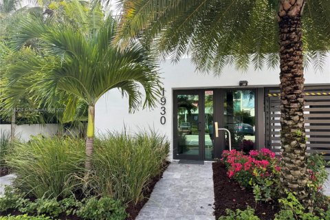 Condominio en venta en Miami Beach, Florida, 3 dormitorios, 205.31 m2 № 2017690 - foto 3