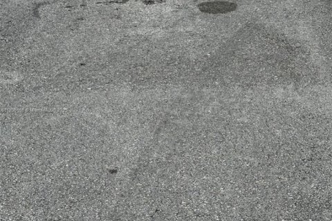 Снять в аренду кондоминиум в Майами, Флорида 2 спальни, 89.65м2, № 2018877 - фото 30