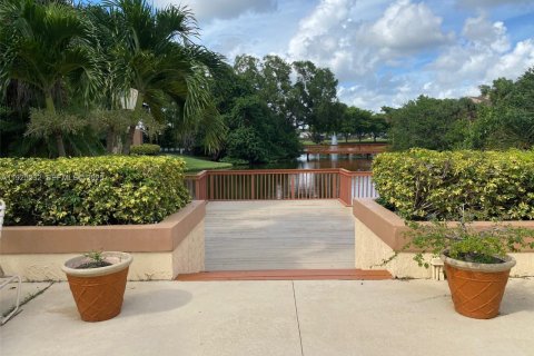 Apartamento en alquiler en Sunrise, Florida, 1 dormitorio, 70.05 m2 № 1984033 - foto 25