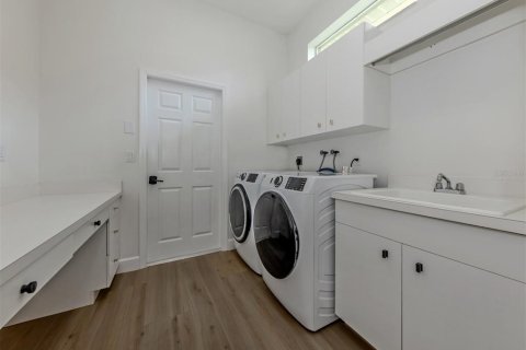 Villa ou maison à vendre à Venice, Floride: 2 chambres, 164.72 m2 № 2099757 - photo 18