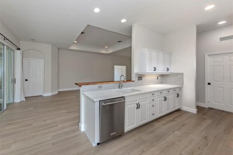 Villa ou maison à vendre à Venice, Floride: 2 chambres, 164.72 m2 № 2099757 - photo 7