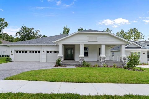 Casa en Brooksville, Florida 4 dormitorios, 266.26 m2 № 2150686