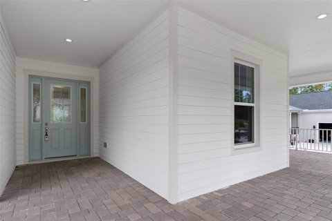 House in Brooksville, Florida 4 bedrooms, 266.26 sq.m. № 2150686 - photo 15