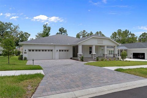 House in Brooksville, Florida 4 bedrooms, 266.26 sq.m. № 2150686 - photo 14