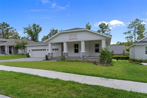 House in Brooksville, Florida 4 bedrooms, 266.26 sq.m. № 2150686 - photo 2