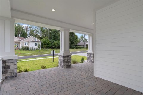House in Brooksville, Florida 4 bedrooms, 266.26 sq.m. № 2150686 - photo 17