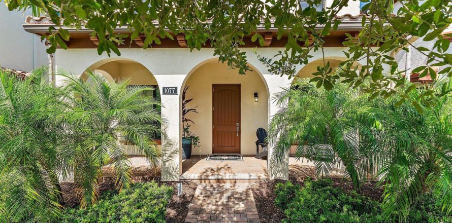 House in Palm Beach Gardens, Florida 5 bedrooms, 371.24 sq.m. № 2086782