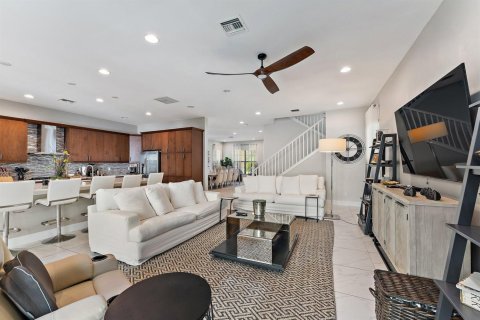 House in Palm Beach Gardens, Florida 5 bedrooms, 371.24 sq.m. № 2086782 - photo 15