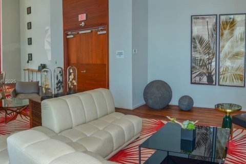 Copropriété à vendre à Miami, Floride: 2 chambres, 90.02 m2 № 1979456 - photo 22