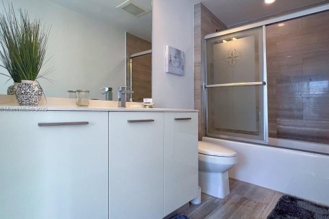 Copropriété à vendre à Miami, Floride: 2 chambres, 90.02 m2 № 1979456 - photo 10