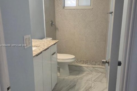 Copropriété à louer à Miami, Floride: 2 chambres, 84.73 m2 № 2390061 - photo 10