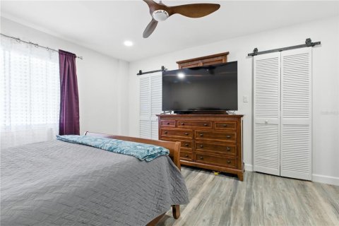 Casa en venta en Pinellas Park, Florida, 2 dormitorios, 111.11 m2 № 1876793 - foto 13