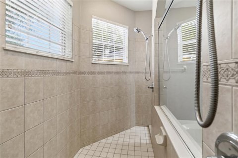 Villa ou maison à louer à Apopka, Floride: 4 chambres, 260.78 m2 № 2387399 - photo 24