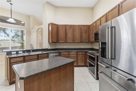 Villa ou maison à louer à Apopka, Floride: 4 chambres, 260.78 m2 № 2387399 - photo 15