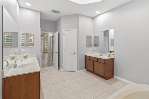 Villa ou maison à louer à Apopka, Floride: 4 chambres, 260.78 m2 № 2387399 - photo 22