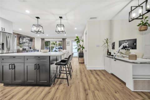 Casa en venta en Coral Springs, Florida, 3 dormitorios, 140.47 m2 № 1999448 - foto 9