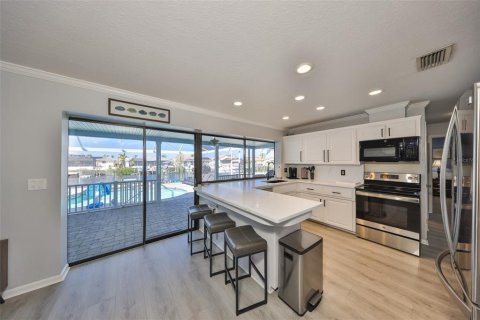 Casa en venta en Apollo Beach, Florida, 4 dormitorios, 157.93 m2 № 1352478 - foto 14