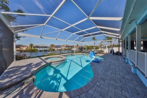 Casa en venta en Apollo Beach, Florida, 4 dormitorios, 157.93 m2 № 1352478 - foto 29
