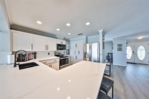 Casa en venta en Apollo Beach, Florida, 4 dormitorios, 157.93 m2 № 1352478 - foto 10