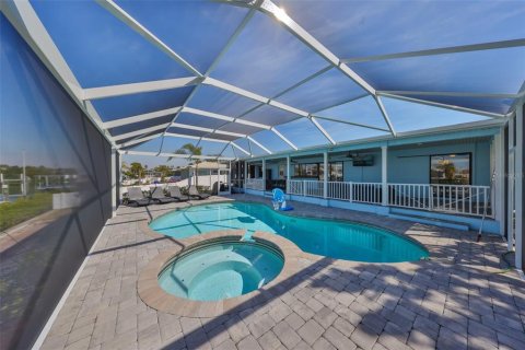 Casa en venta en Apollo Beach, Florida, 4 dormitorios, 157.93 m2 № 1352478 - foto 30