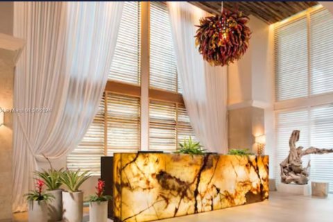 Copropriété à vendre à Sunny Isles Beach, Floride: 2 chambres, 84.36 m2 № 2046419 - photo 6