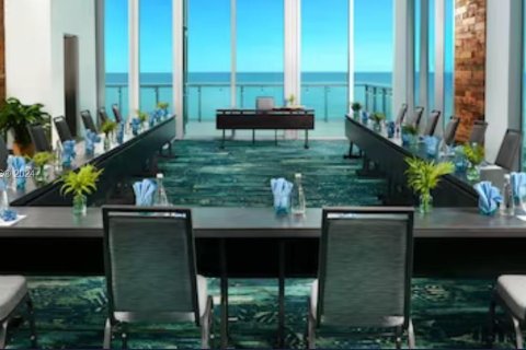Copropriété à vendre à Sunny Isles Beach, Floride: 2 chambres, 84.36 m2 № 2046419 - photo 25