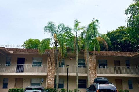 Copropriété à louer à Coral Springs, Floride: 3 chambres, 98.48 m2 № 2192475 - photo 20