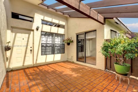 Copropriété à vendre à Delray Beach, Floride: 1 chambre, 93.37 m2 № 1988732 - photo 1