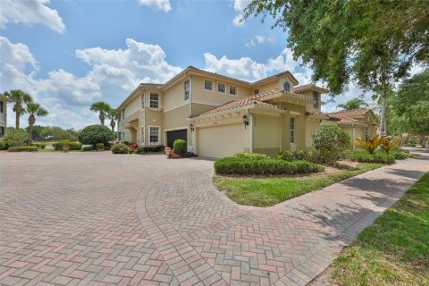 Condominio en venta en Sun City Center, Florida, 3 dormitorios, 230.58 m2 № 2215659 - foto 2