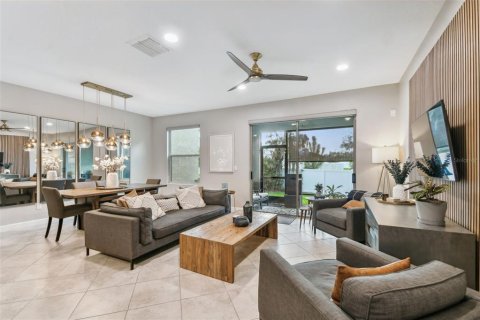 Townhouse in Tampa, Florida 3 bedrooms, 182.46 sq.m. № 2227046 - photo 11