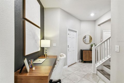 Townhouse in Tampa, Florida 3 bedrooms, 182.46 sq.m. № 2227046 - photo 9