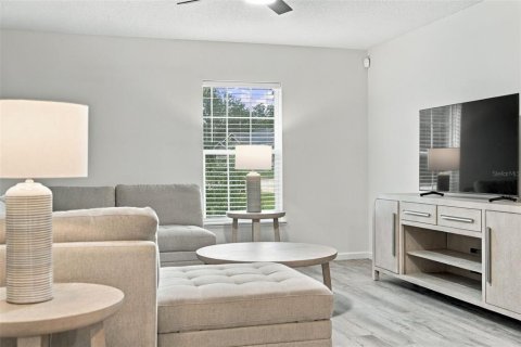 Villa ou maison à vendre à Weeki Wachee, Floride: 3 chambres, 131.55 m2 № 2410423 - photo 21