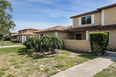 Touwnhouse à louer à Orlando, Floride: 3 chambres, 127.93 m2 № 2389005 - photo 18