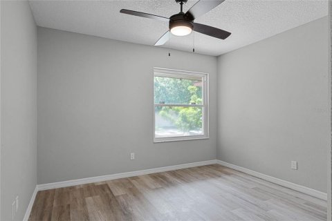 Touwnhouse à louer à Orlando, Floride: 3 chambres, 127.93 m2 № 2389005 - photo 15