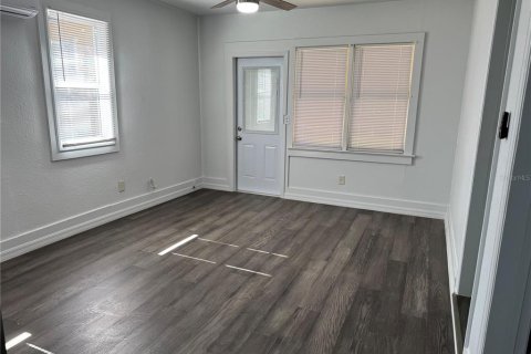 Apartamento en alquiler en Clearwater, Florida, 2 dormitorios, 69.68 m2 № 1822708 - foto 9