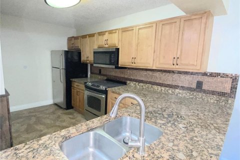 Condominio en venta en Casselberry, Florida, 2 dormitorios, 104.61 m2 № 2147693 - foto 7