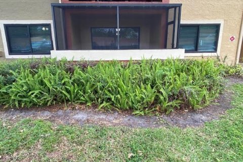 Condominio en venta en Casselberry, Florida, 2 dormitorios, 104.61 m2 № 2147693 - foto 2