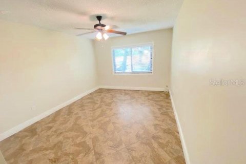 Condominio en venta en Casselberry, Florida, 2 dormitorios, 104.61 m2 № 2147693 - foto 13