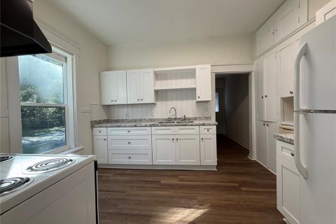 Villa ou maison à vendre à Lakeland, Floride: 2 chambres, 195.47 m2 № 2431894 - photo 8