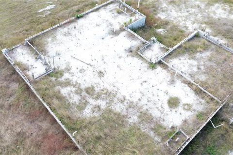 Commercial property in Cape Coral, Florida № 2252384 - photo 2