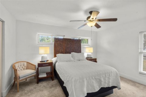 Villa ou maison à vendre à Sarasota, Floride: 3 chambres, 185.8 m2 № 2142631 - photo 14