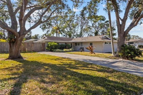 Villa ou maison à Sarasota, Floride 3 chambres, 185.8 m2 № 2142631