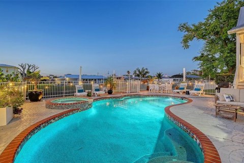 Villa ou maison à vendre à Palmetto, Floride: 4 chambres, 392.6 m2 № 2211481 - photo 17
