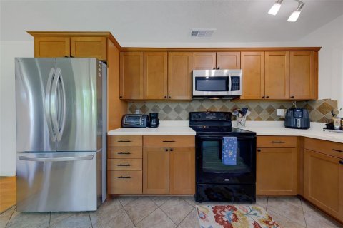 Villa ou maison à vendre à Clearwater, Floride: 2 chambres, 96.15 m2 № 2290728 - photo 7