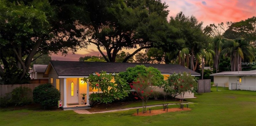Villa ou maison à Clearwater, Floride 2 chambres, 96.15 m2 № 2290728