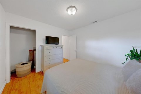 Villa ou maison à vendre à Clearwater, Floride: 2 chambres, 96.15 m2 № 2290728 - photo 13